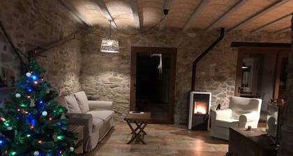 Cal Nénot, Omavaraismökki Alpeilla ja näkymät Montsec