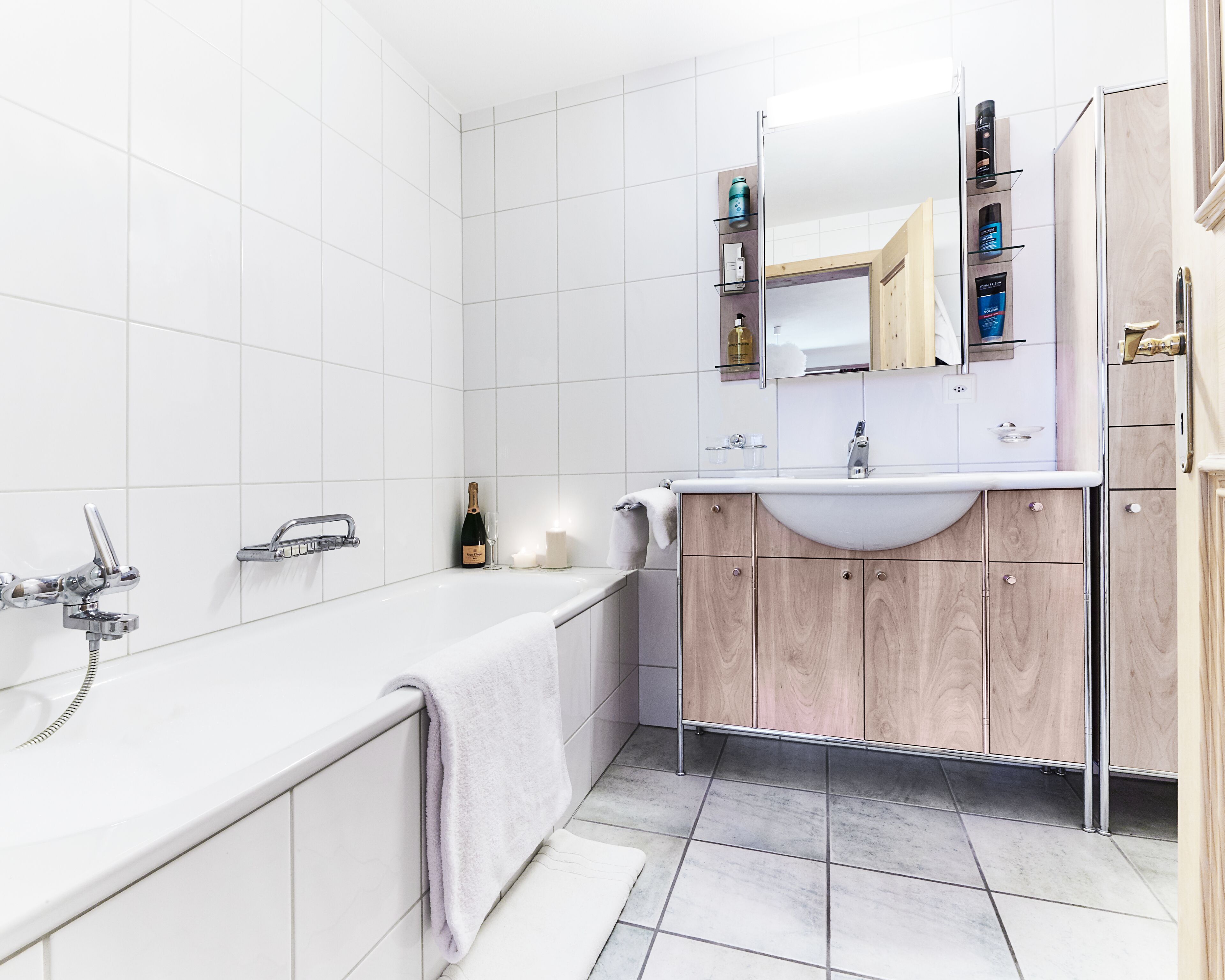 Klosters luxury home in the heart of the village