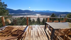 تناول الطعام بالخارج