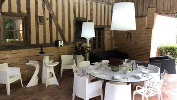 Restauration extérieure