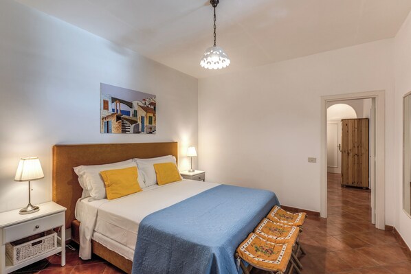 2 Schlafzimmer, Bügeleisen/Bügelbrett, Reisekinderbett, kostenloses WLAN