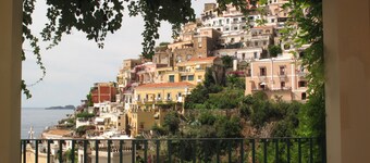 Positano: Casa Leucosia... in a wonderful ancient villa,in the heart of Positano