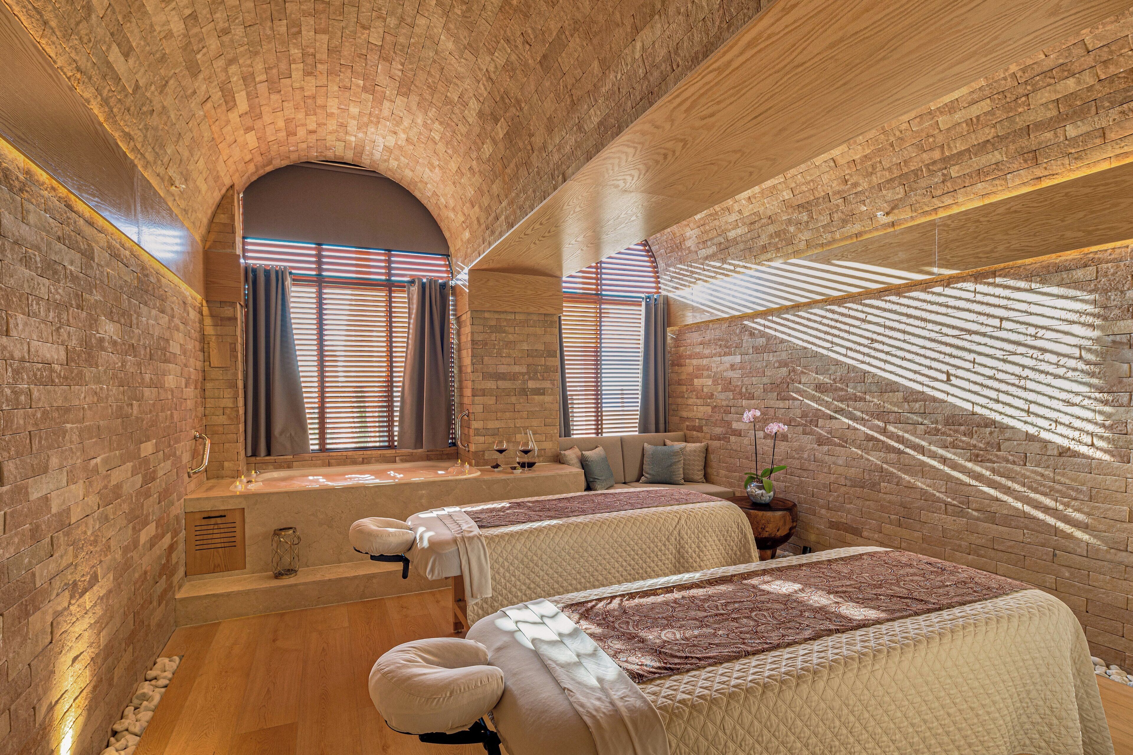 Behandlingsrom for par, kroppsbehandlinger, hydroterapi og aromaterapi