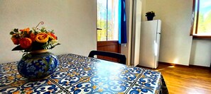 تناول الطعام