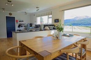 Dining - Loch-side House with Stunning Mountain and Loch Views (Fort William)
