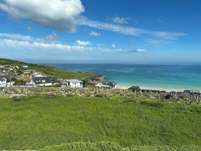 Bay Watch House, St Ives With Sea Views of Porthmeor Beach, Parking For 2 Cars.