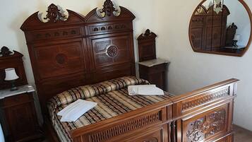 2 bedrooms, iron/ironing board, travel crib, free WiFi