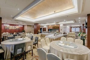 Restaurant - Qingshen Hotel (Qingshen)