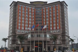 Unclassified image, 4 of 67, button - Qingshen Hotel (Qingshen)