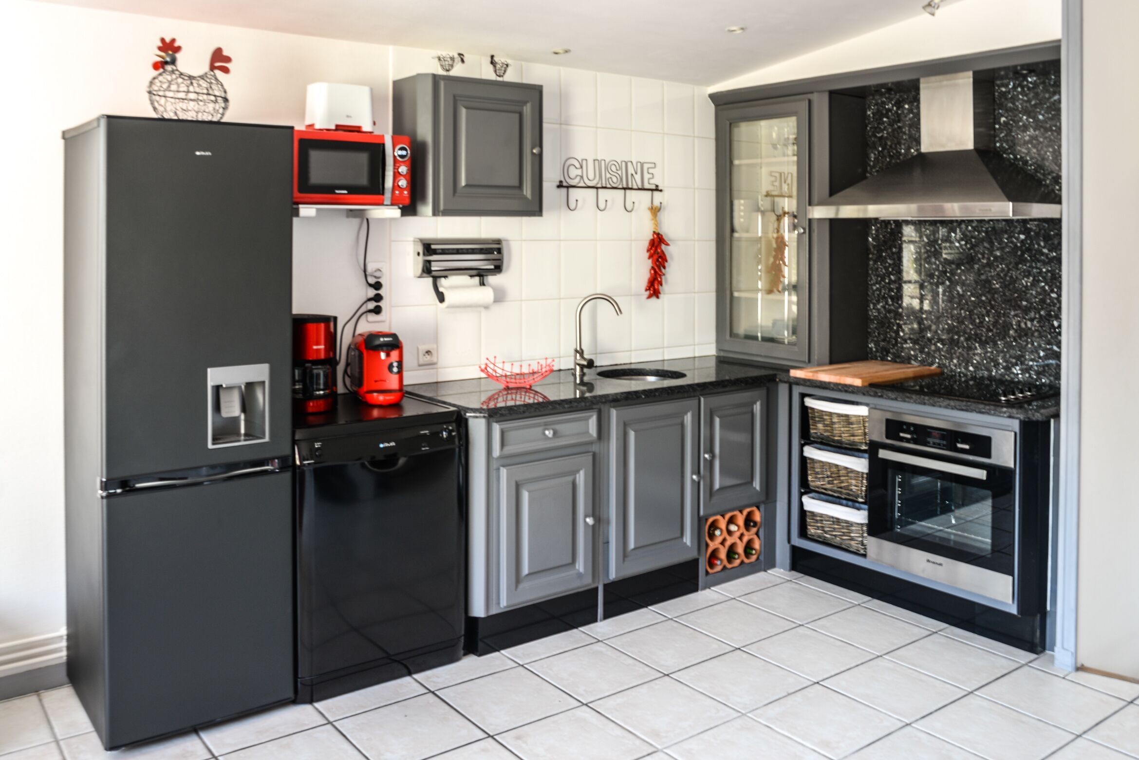 FULL HOUSE IN THE CITY CENTER WITH POOL AND GARAGE CLASSIFIED 4 STARS