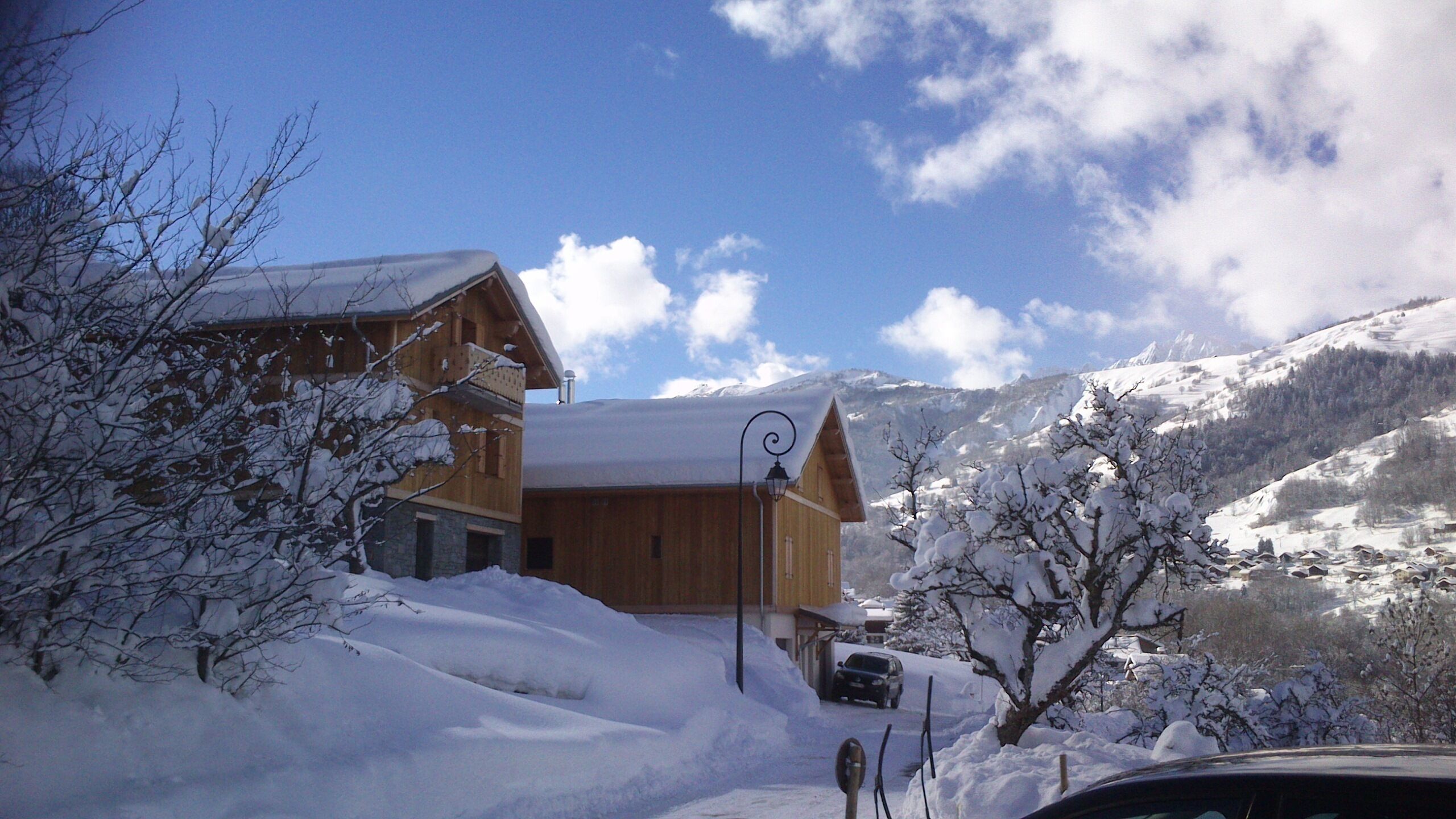 CHALET WITH 2 APARTMENTS OF 90 M 6/7/8/9/10 PEOPLE