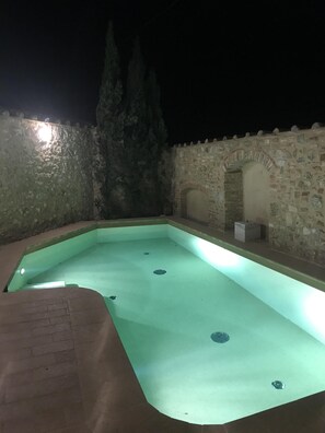 Piscine extérieure