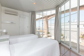 1 bedroom, iron/ironing board, bed sheets