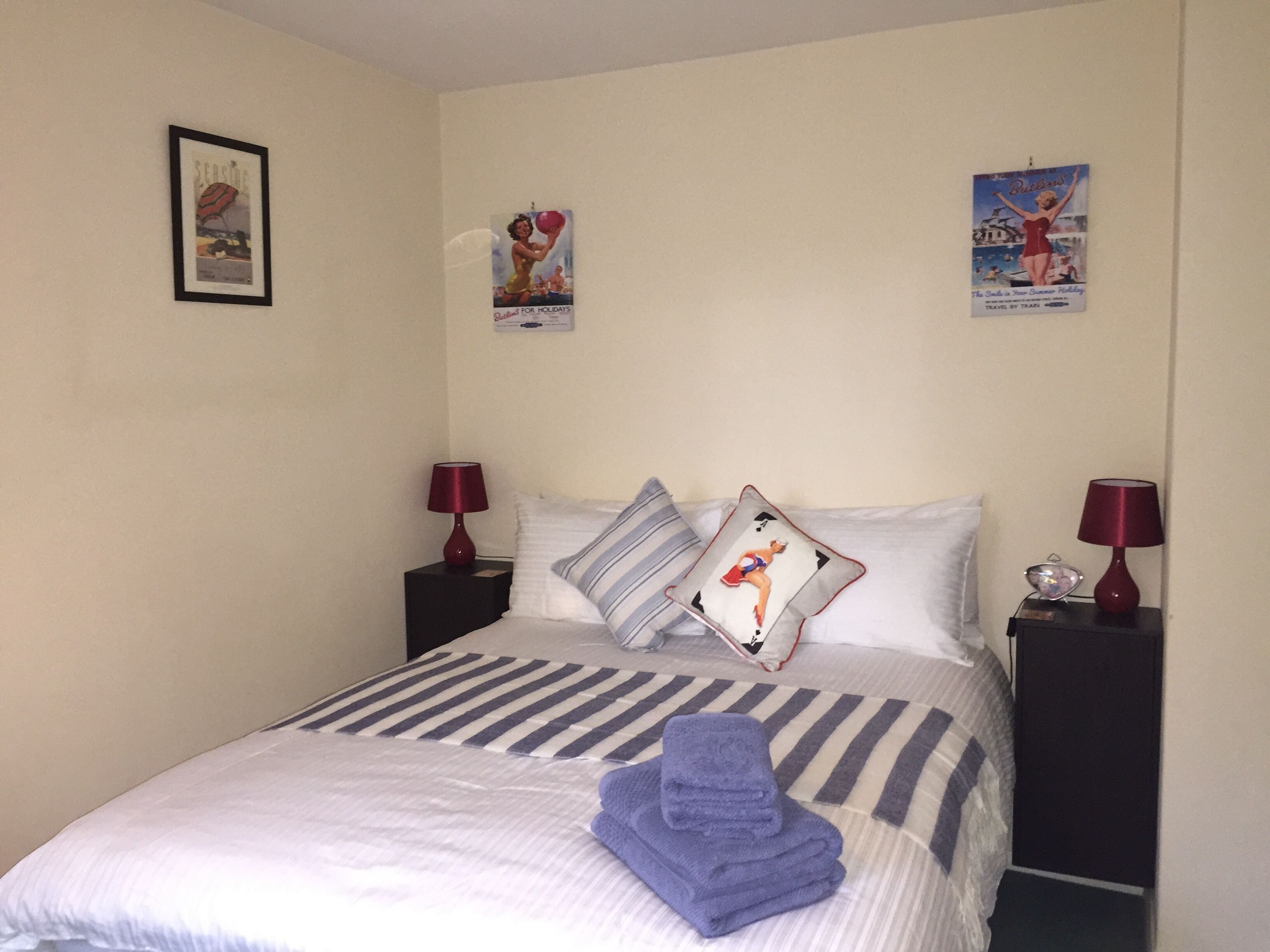 Second bedroom