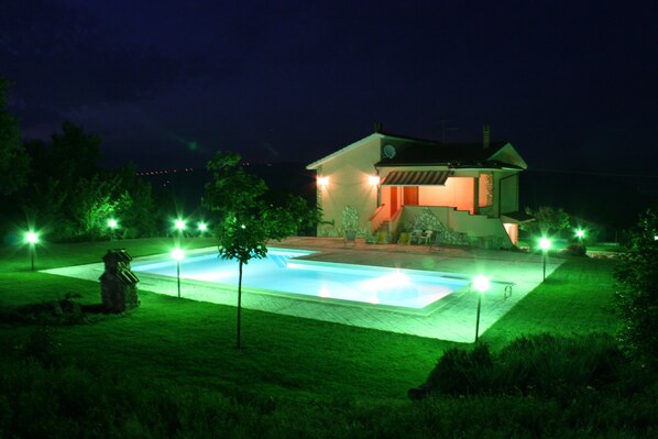 Outdoor pool - VILLETTA ITALIA      (Contursi Terme)