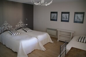 3 Schlafzimmer, Bügeleisen/Bügelbrett, Reisekinderbett, kostenloses WLAN