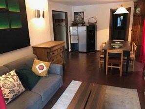 Téléviseur à écran plat