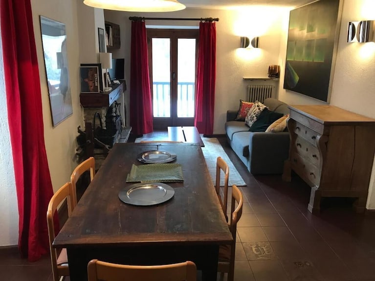 Refined 2 Bedrooms Apartment With Garden And Solarium View - Courmayeur