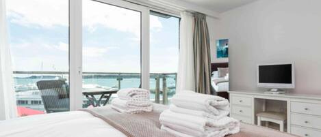 3 Schlafzimmer, Bügeleisen/Bügelbrett, WLAN, Bettwäsche