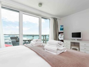 3 Schlafzimmer, Bügeleisen/Bügelbrett, WLAN, Bettwäsche