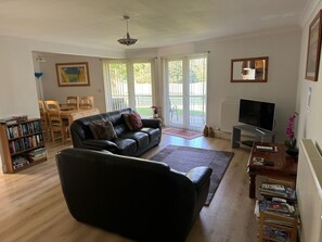 Smart TV, DVD player, books, music library