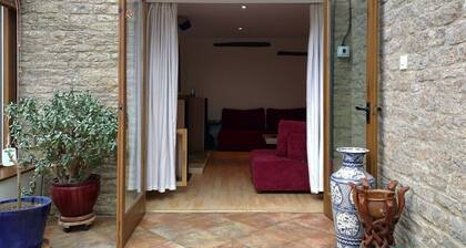 Superb maalaistalo asetettu yli 50 hehtaarin oma Meadows ja metsää