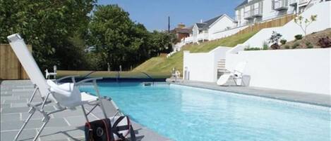 Outdoor pool, a heated pool