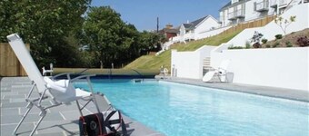 Expansive sea & lighthouse views. Luxury apartment on Devon clifftop NOW 15% OFF