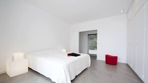3 室のベッドルーム、WiFi、ベッドシーツ