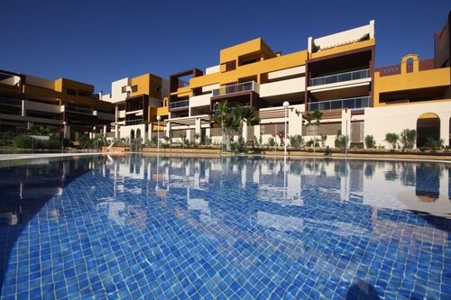 Modern 2 bed-2 bathroom Ground Floor Apartment - Playa Flamenca - Great location