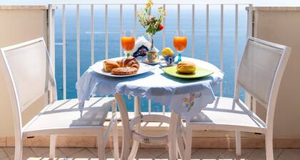 Talo perheet terassi ja merinäköala vain 2 km päässä keskustasta Amalfi