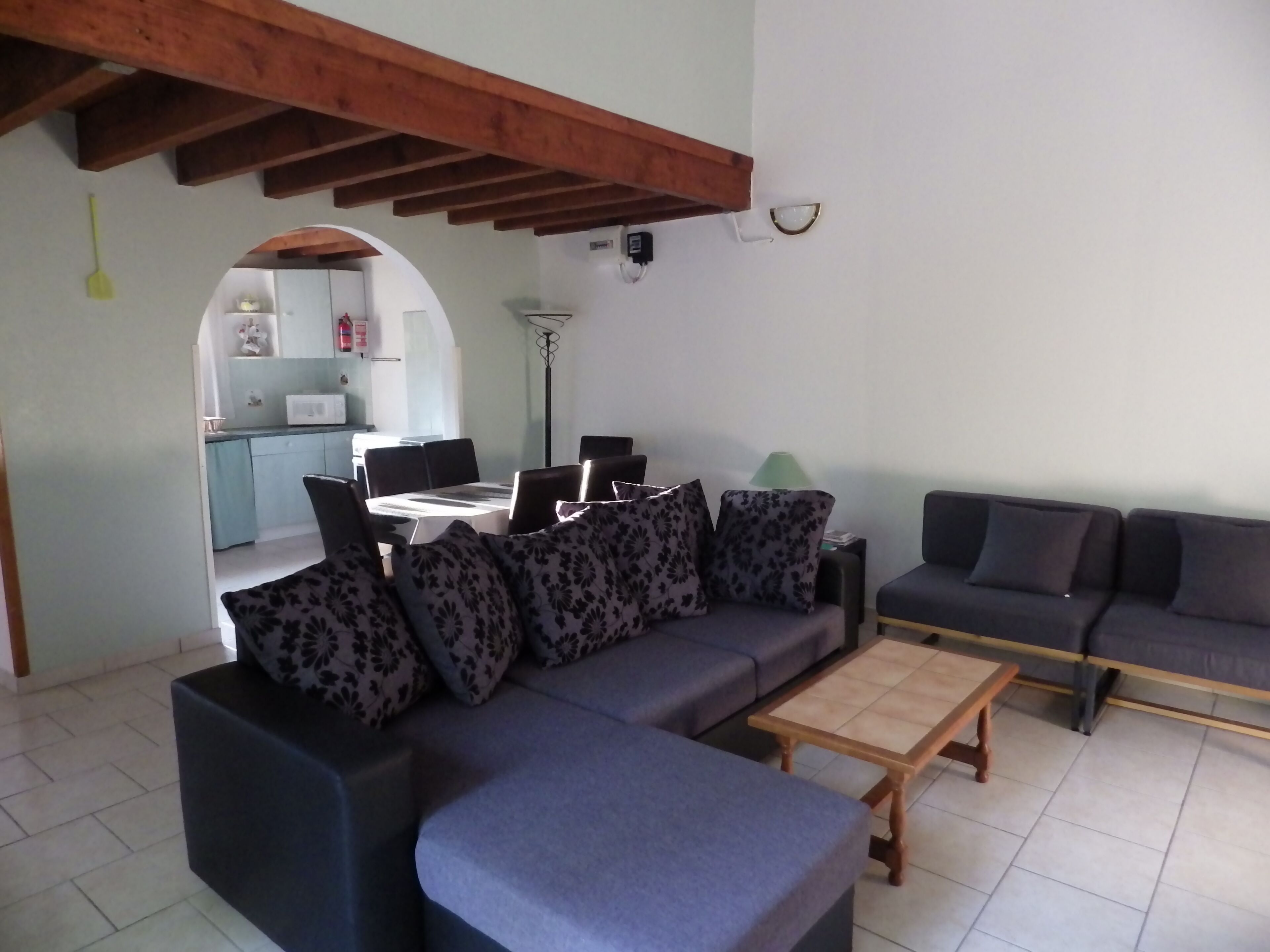 Eglantine (3 bedrooms - sleeps 8)