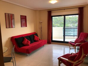 TV, DVD player - Las Azaleas - La Cala - Benidorm - Sleeps 4 (La cala Finestat, VILLAJOYOSA)