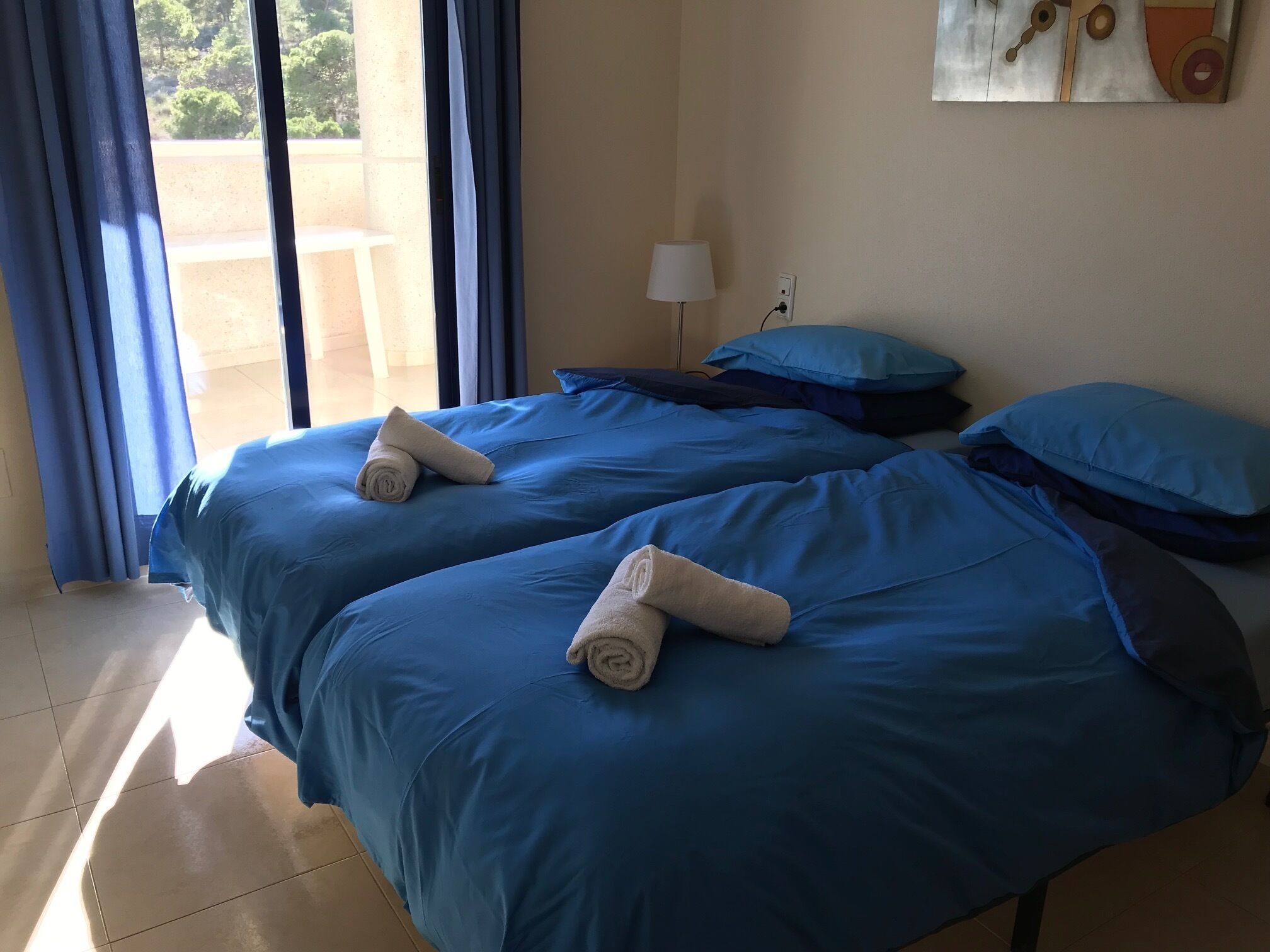 2 slaapkamers, een kluis op de kamer, een strijkplank/strijkijzer