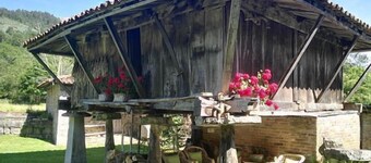 House in Concejo de Llanes (Asturias). Very well equipped. Well communicated. 6 pax