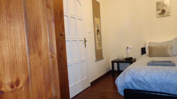 5 Schlafzimmer, Zimmersafe, Bügeleisen/Bügelbrett, kostenloses WLAN