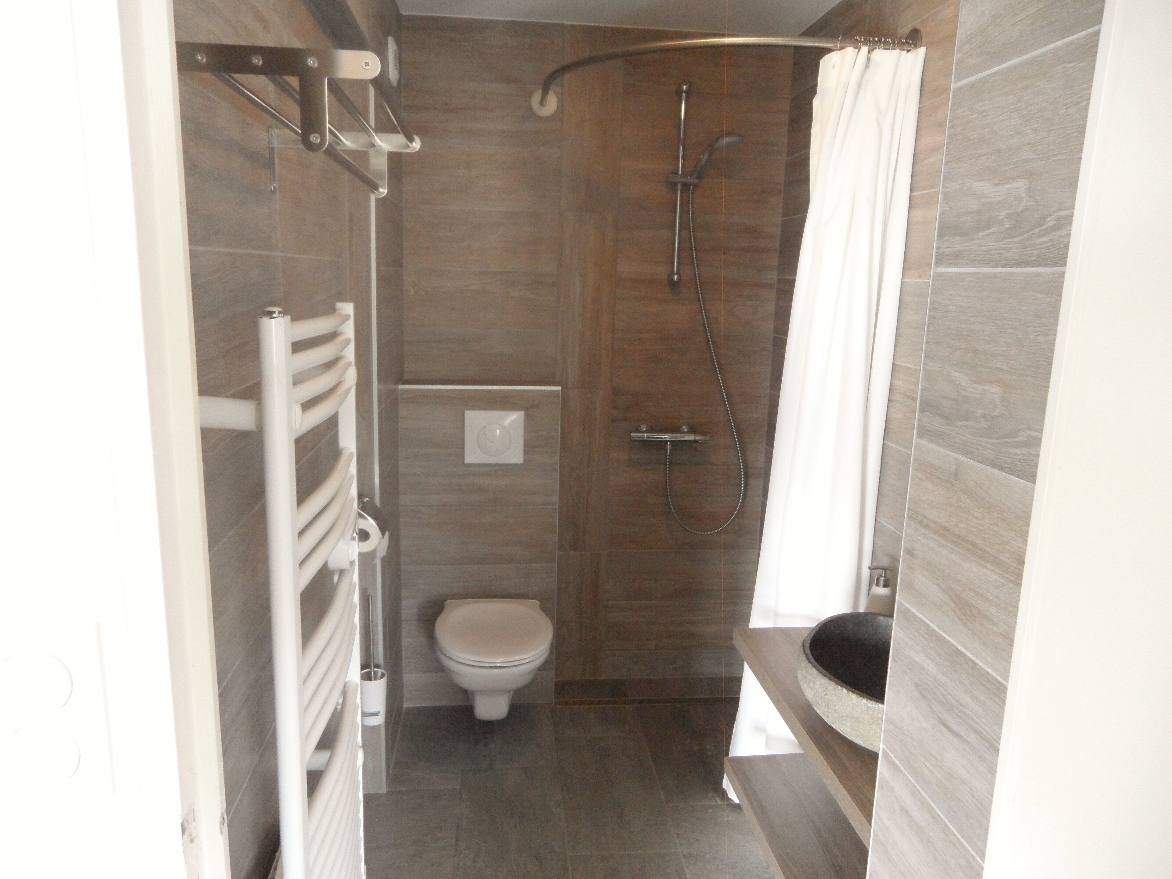 OUTDOOR TERRACE APARTMENT at the foot of the ski slopes, snowshoeing, sledding