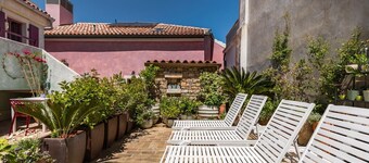 Nicely decorated Casablanca suite with terrace, Wifi, sauna and bikes ...