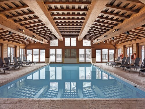 Spacious duplex in sought after Prince des Cimes with Pool