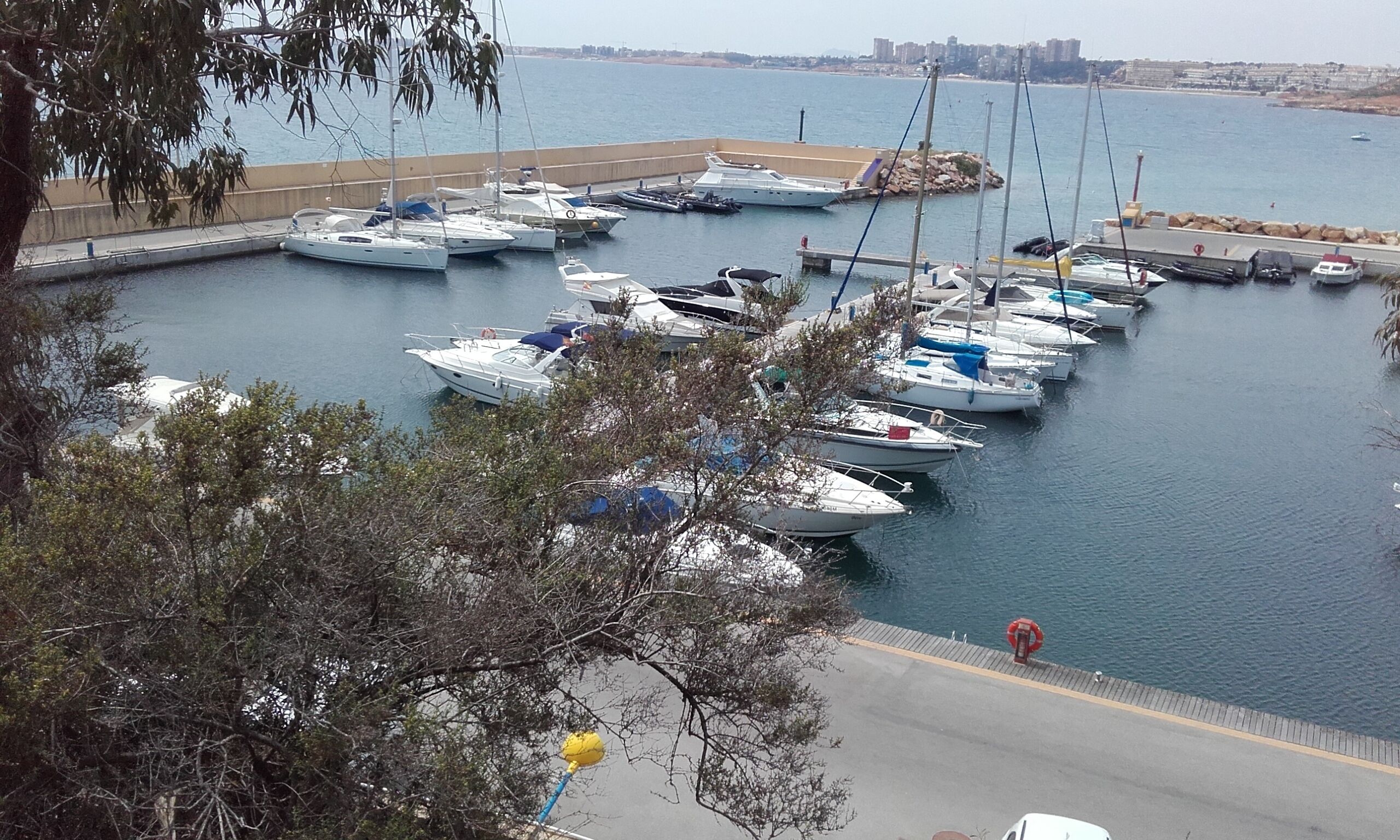 Beach, Golf, Relaxing with the family around the pool,or watching uk/spanish TV