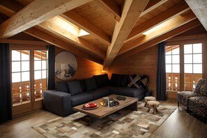 Smart TV, fireplace, DVD player, offices - BEAUTIFUL COZY APARTMENT IN GSTAAD (Gstaad)