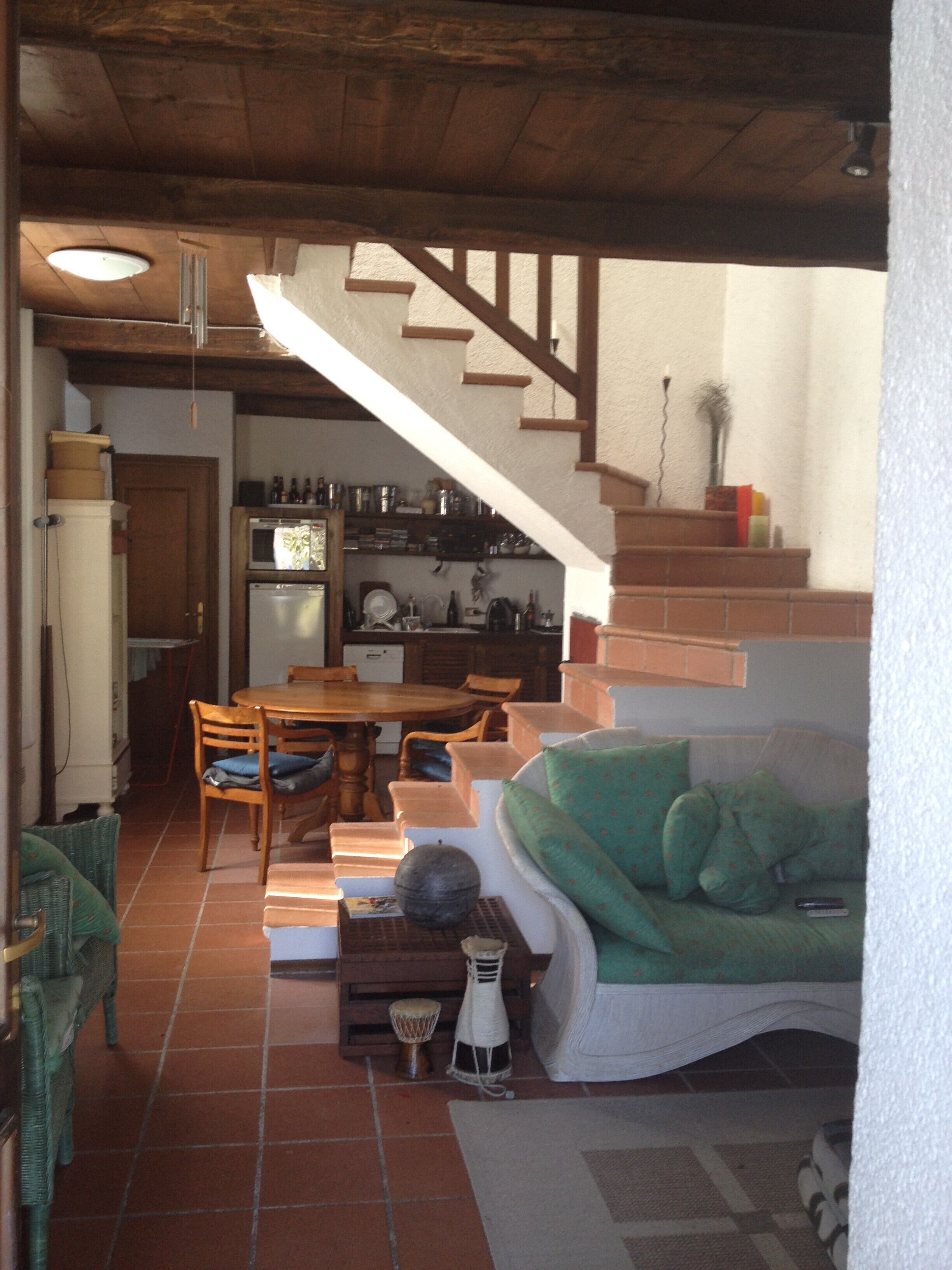 Beautiful 100 sqm apartment with private garden directly on the lake