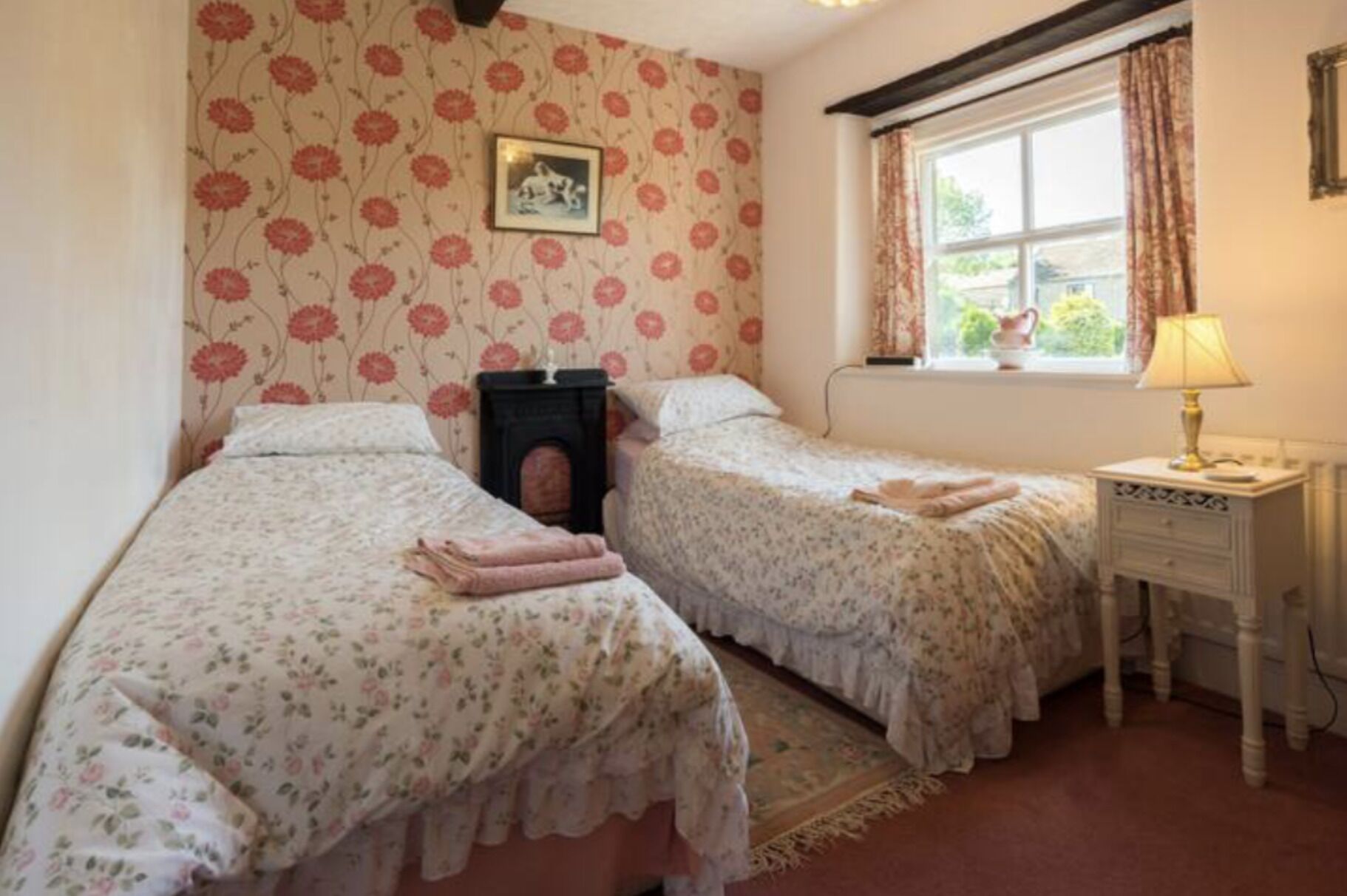 Peak District Cottage with Old World charm plus Superfast Wifi and Netflix