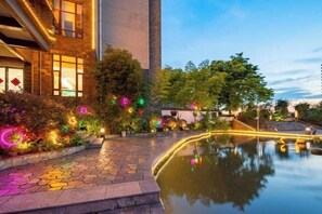 Garden - Emeishan Yue Garden Hotel (Jiajiang)