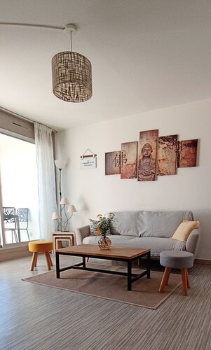 Apartment feet in water