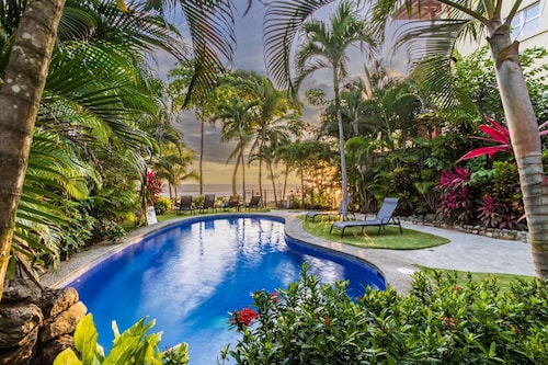 Ola Bonita BeachFront Apart Hotel