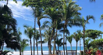 Ola Bonita BeachFront Apart Hotel