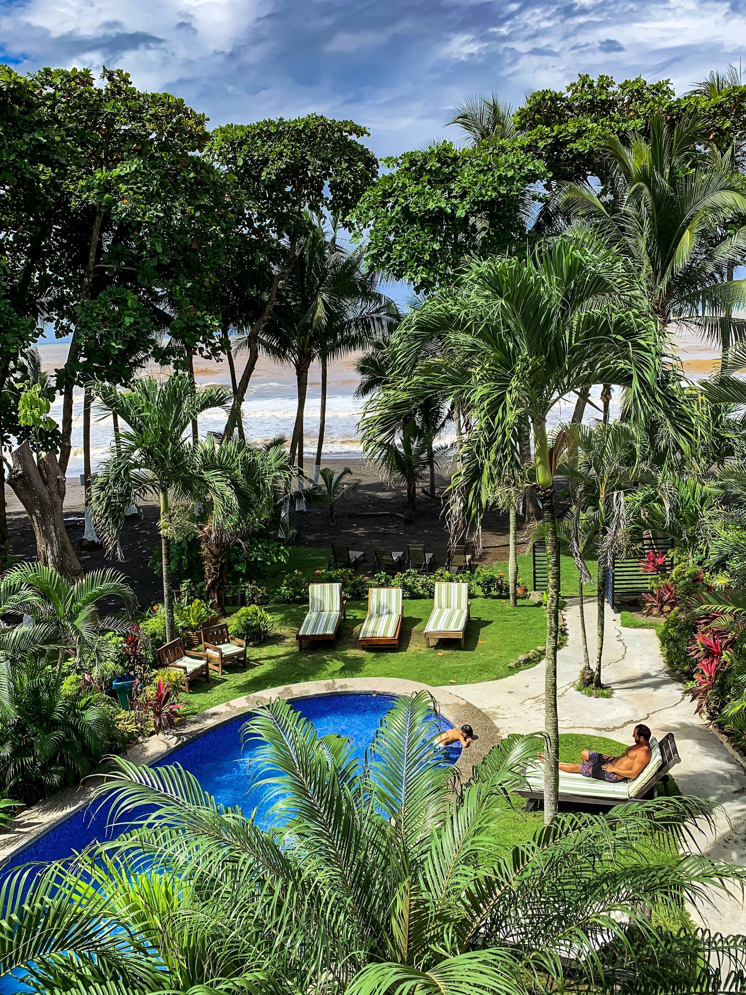 Estúdio superior, cozinha, vista para o mar (Beach Front) | Pátio