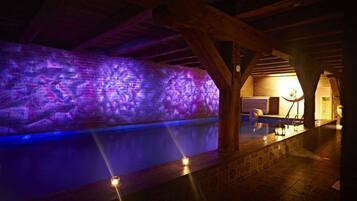 Innenpool, beheizter Pool