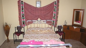 3 Schlafzimmer, Bügeleisen/Bügelbrett, kostenloses WLAN, Bettwäsche